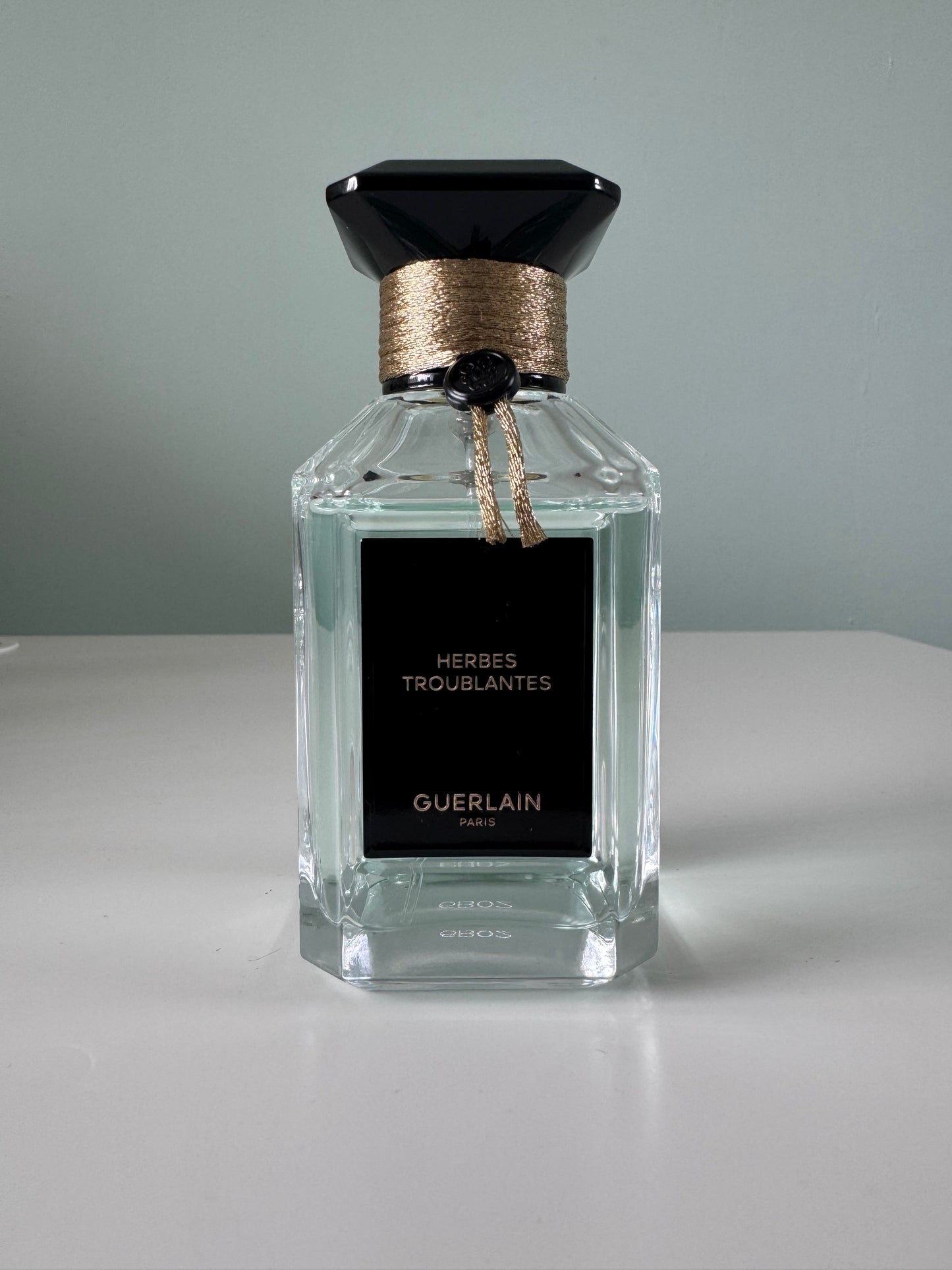 Herbes Troublantes by Guerlain