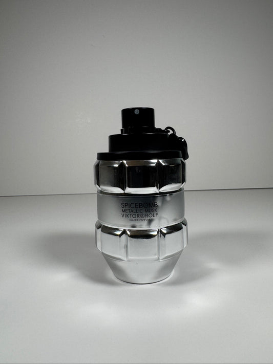 Spicebomb Metallic Musk Viktor&Rolf